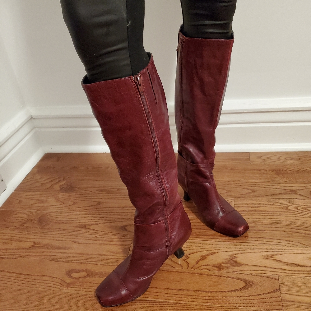 ✨Make me an offer✨ Leather Boots with Spool Heel - Picture 2 of 9